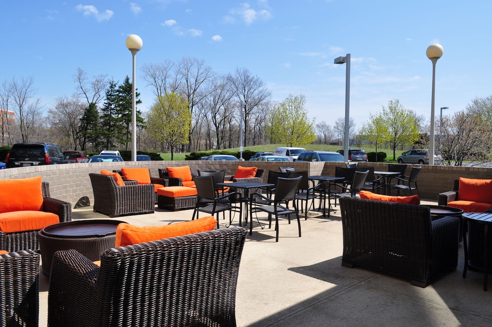 Hilton Garden Inn Cleveland Airport 18/28