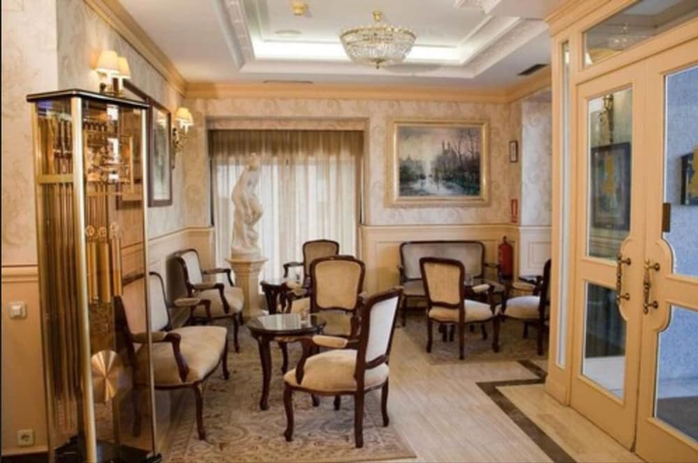 Infanta Isabel Hotel 49/64