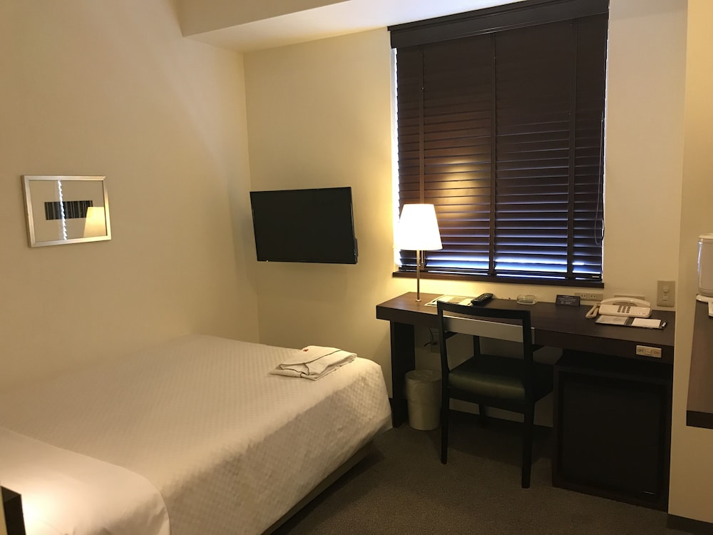 Quintessa Hotel Kokura Comic & Books 20/50