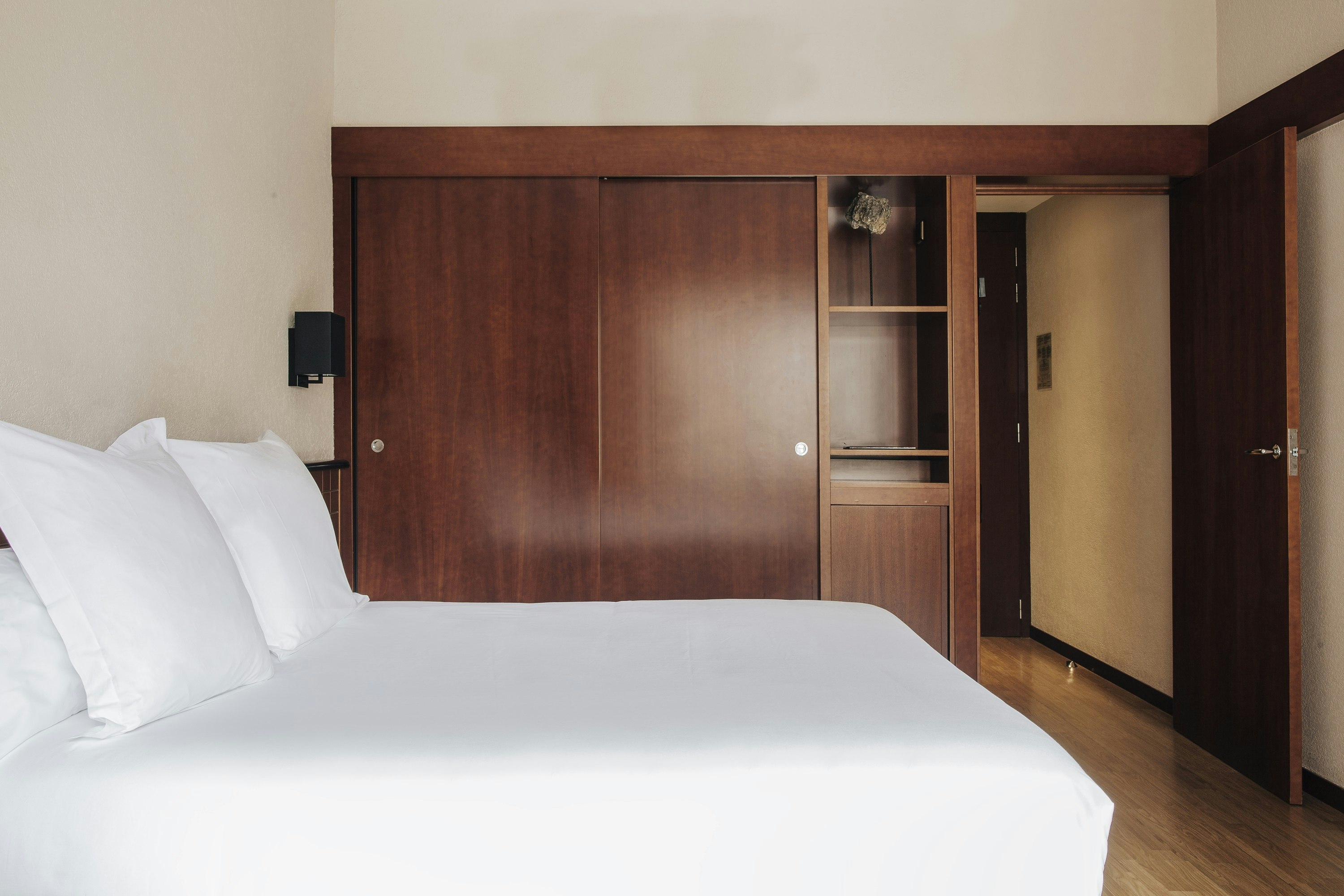 Derby Hotel 22/72