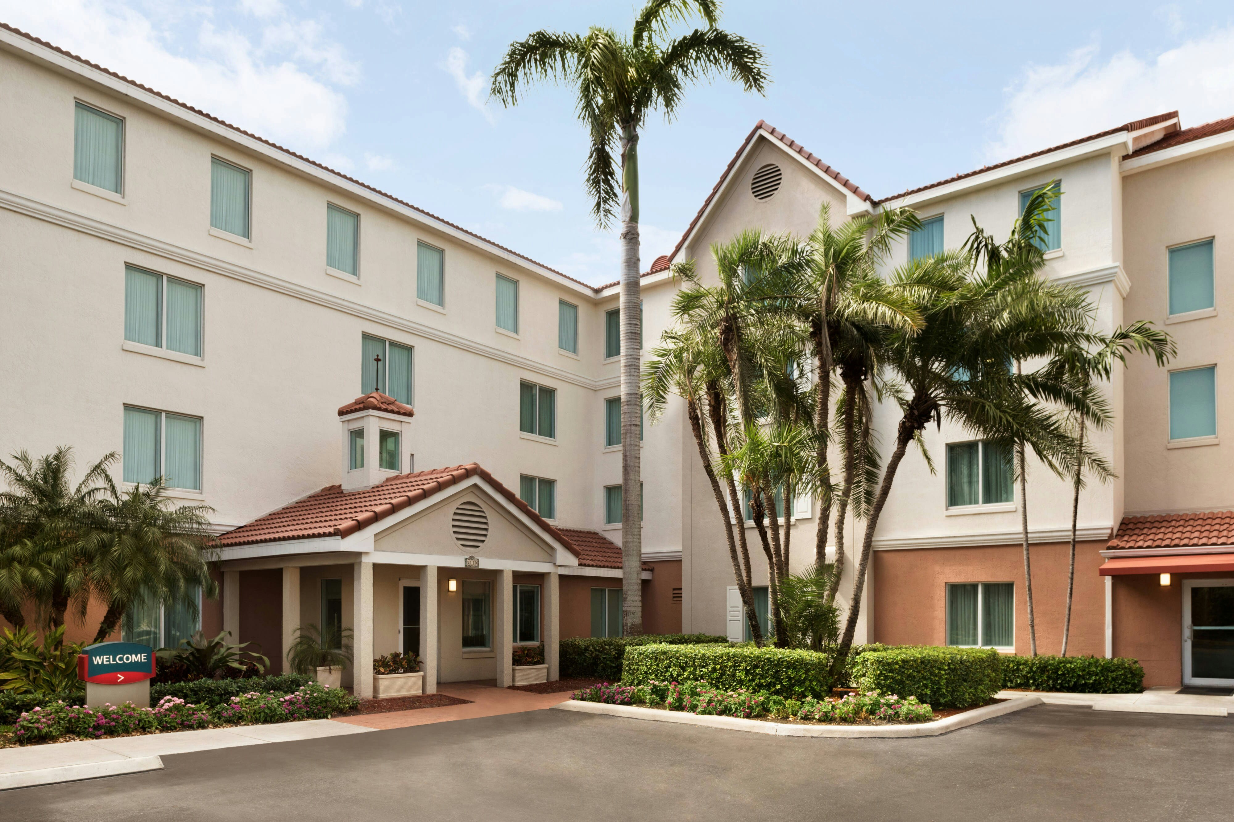 Towneplace Suites By Marriott Boca Raton 1/10