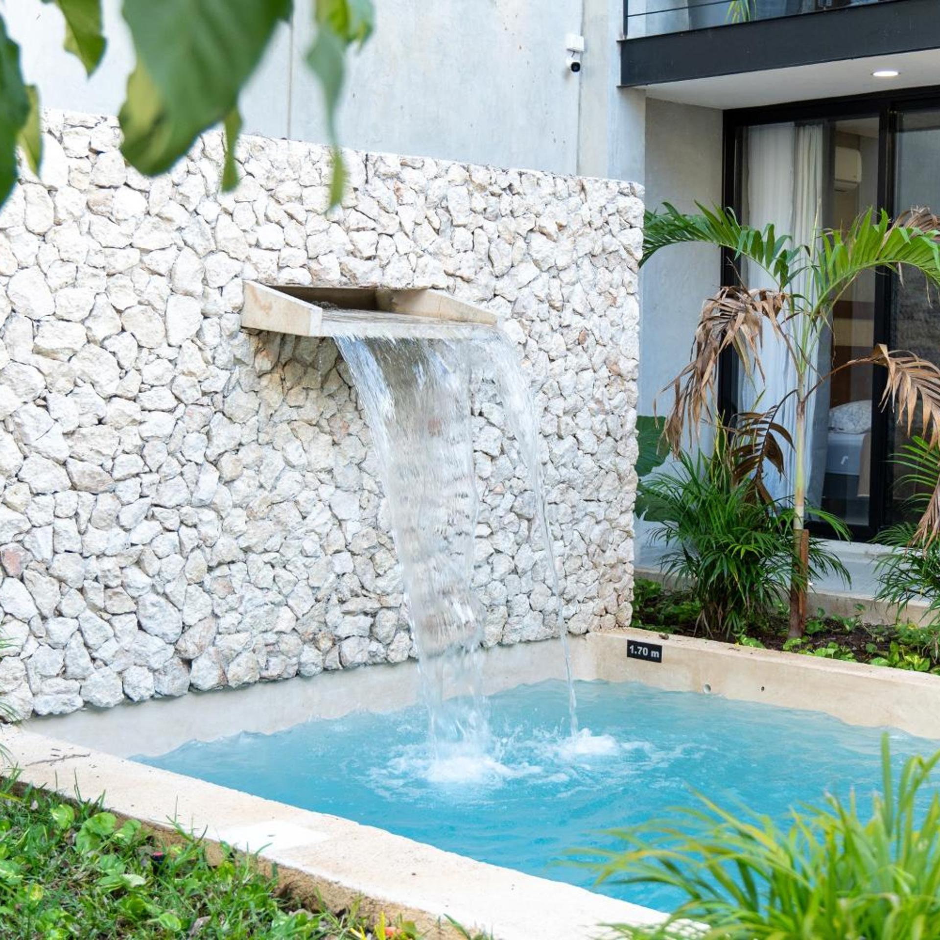 Meriblau Hotel Boutique 25/34
