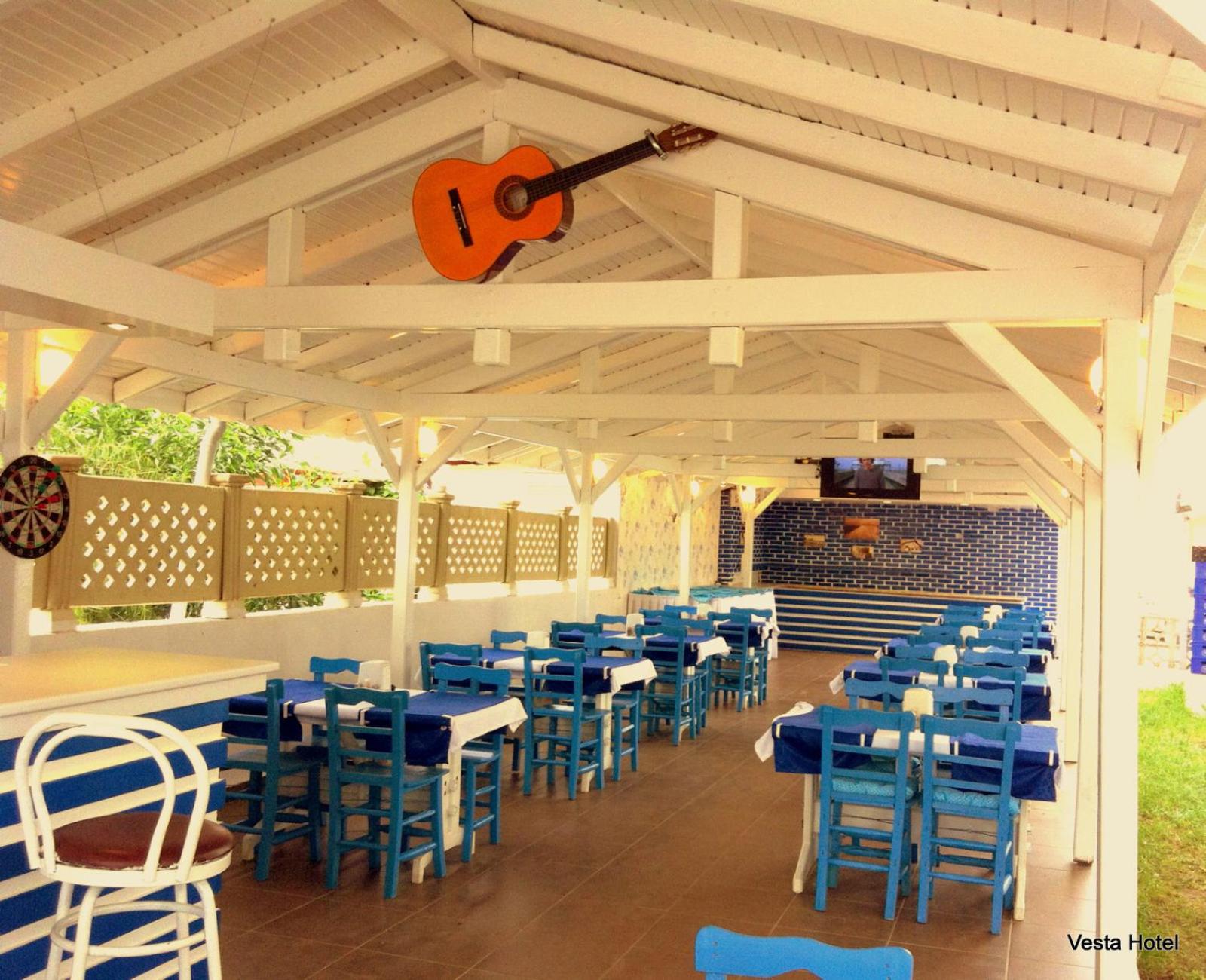 VESTA HOTEL 37/50