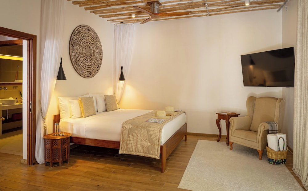 2 Bedrooms, Quadruple, Twin Beds, Pool Access, Garden Area، Zanzibar White Sand Luxury Villas Spa 5/10