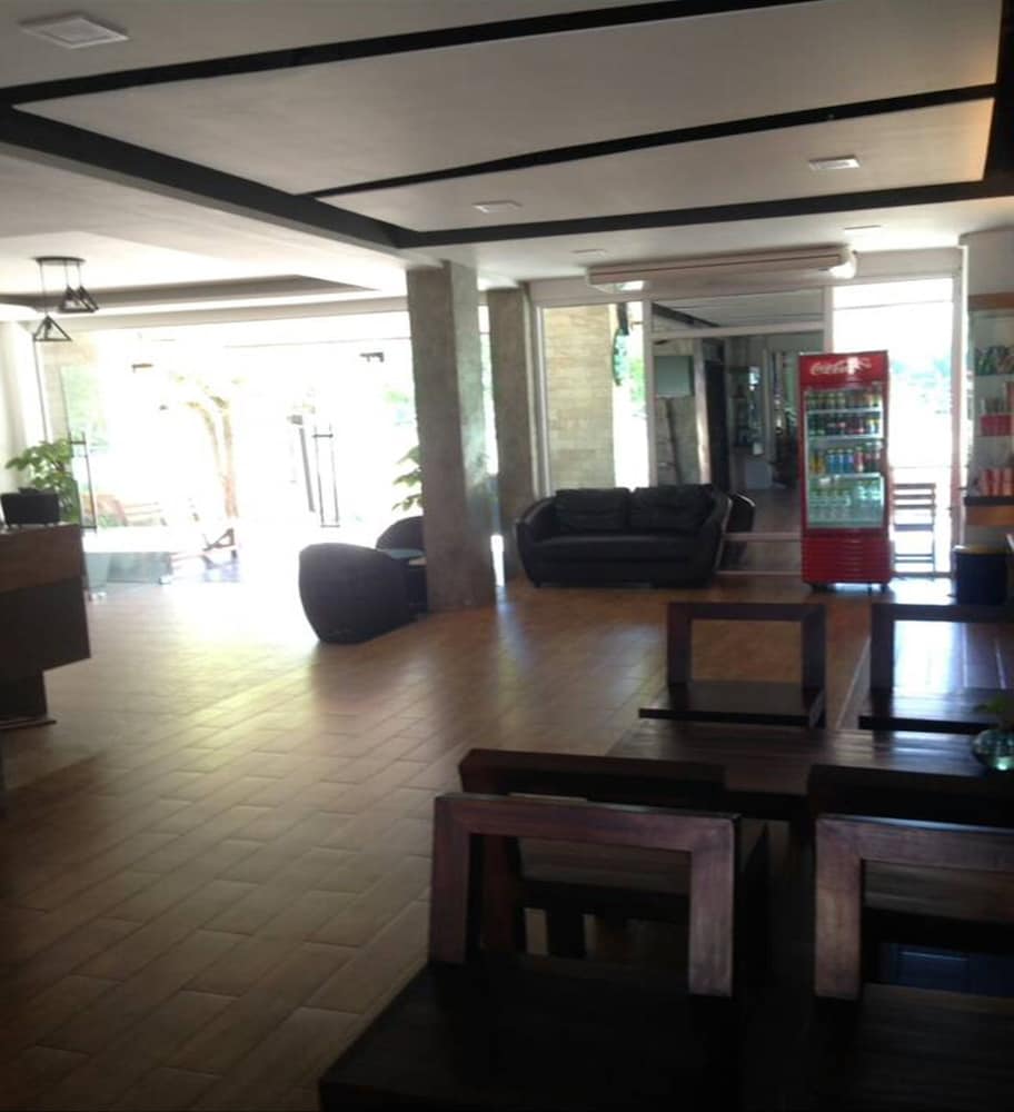Chonlapruk Lakeside Hotel 45/56