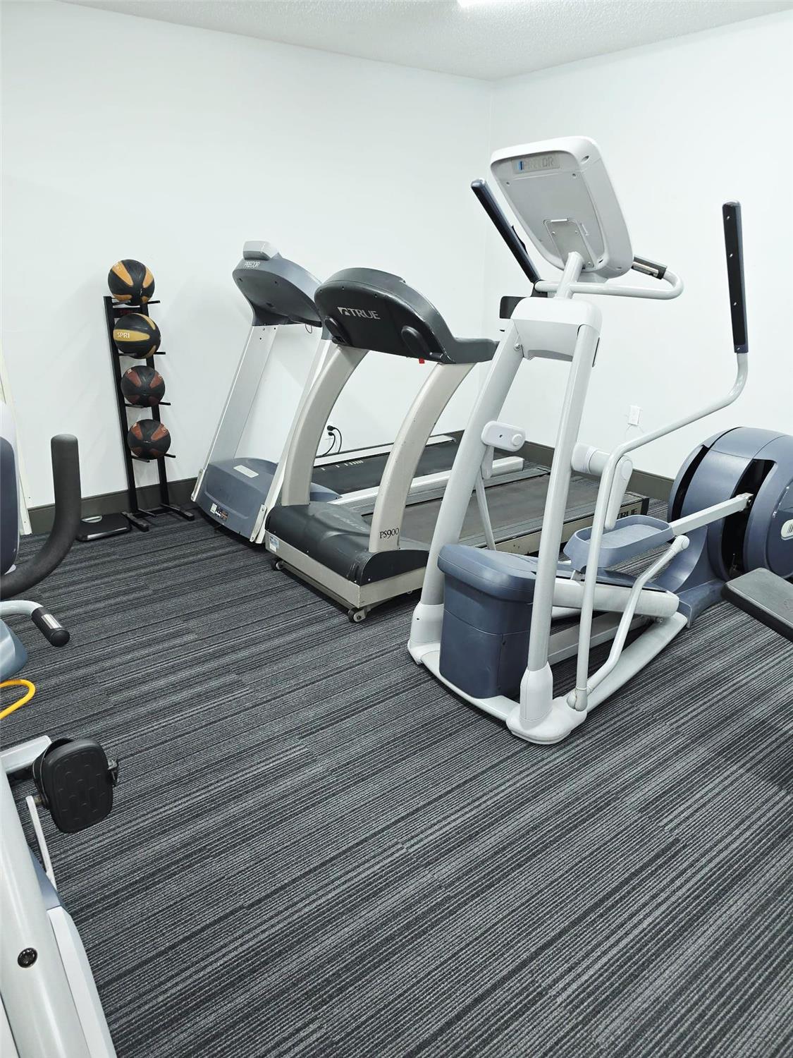 Americas Best Value Inn & Suites- Foley / Gulf Shores 13/35