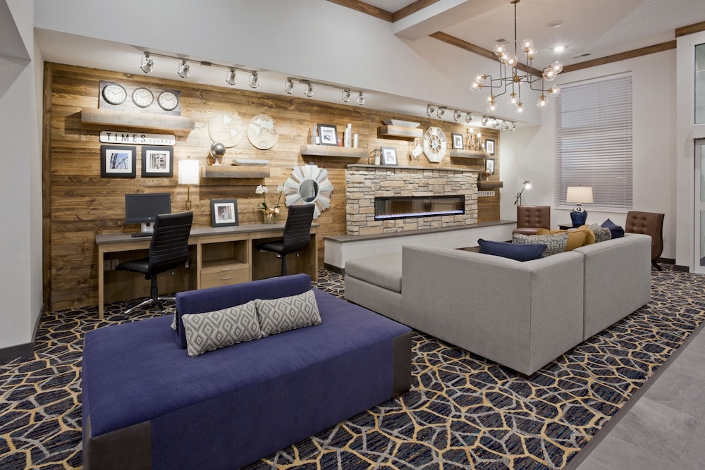 GrandStay Hotel & Suites Cannon Falls 24/40