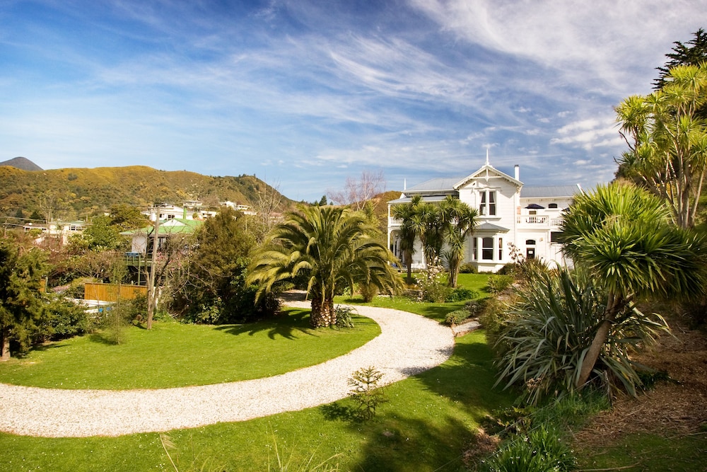 Sennen House 18/31
