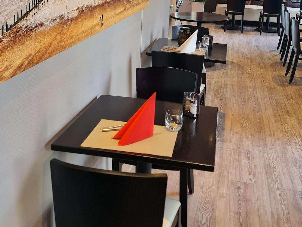 Ibis Vannes 46/59