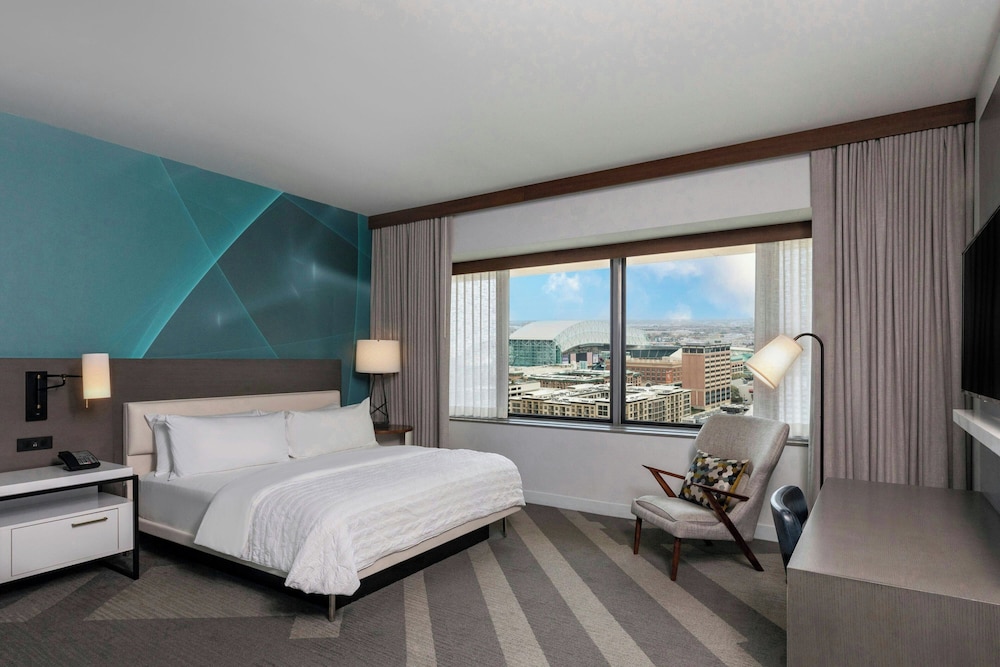 Room at Le Meridien Houston Downtown, HOUSTON - TX