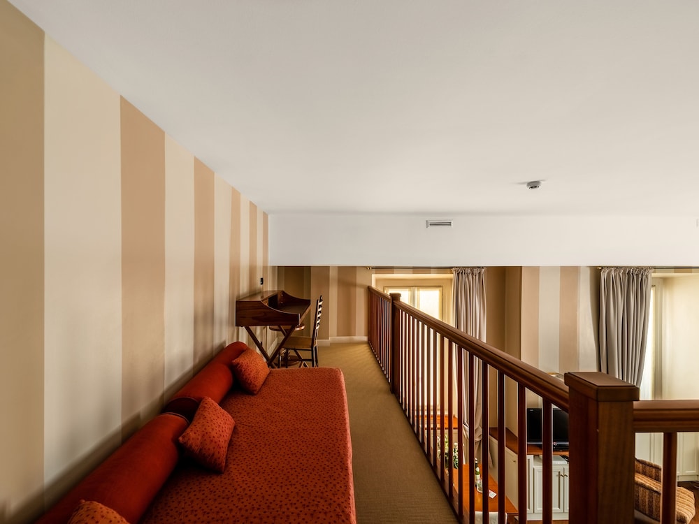 Camperio House Suites 37/54