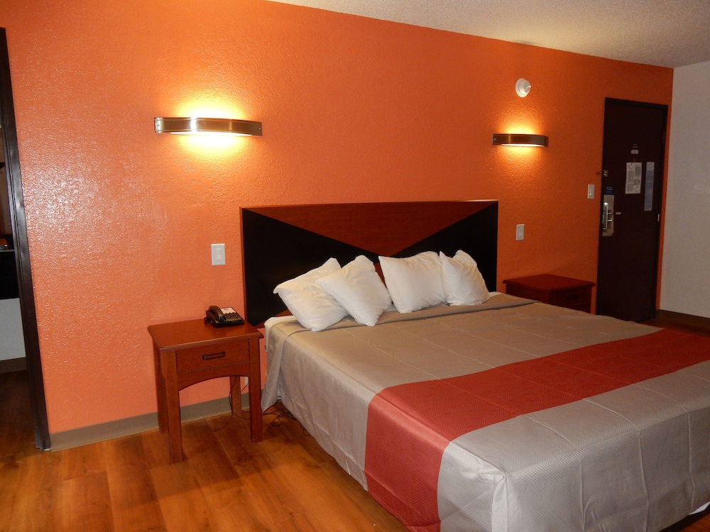 Quality Inn Ponca City 8/50
