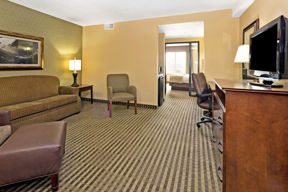Days Inn by Wyndham Cheyenne 16/25