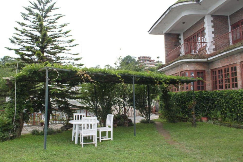 NIVA NIWA LODGE 19/21
