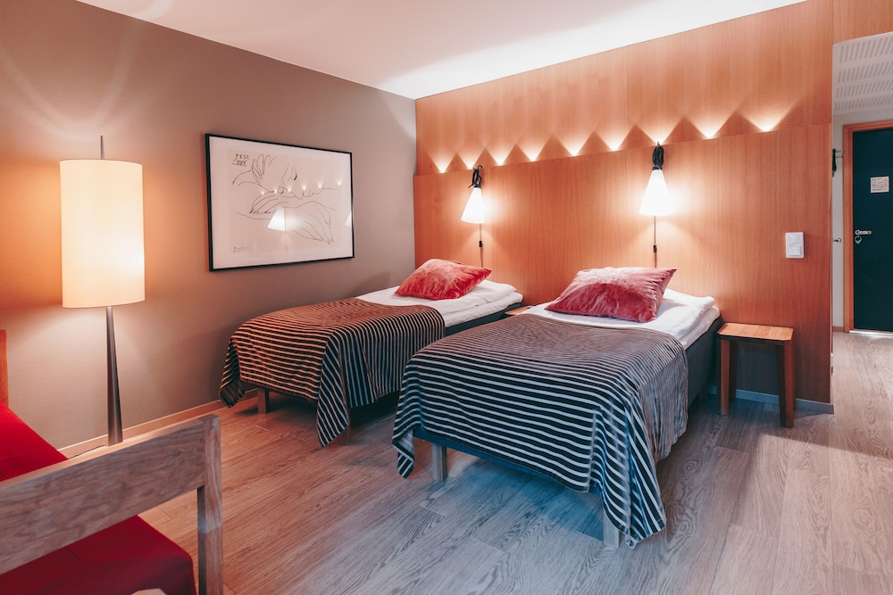 Centro Hotel 5/53