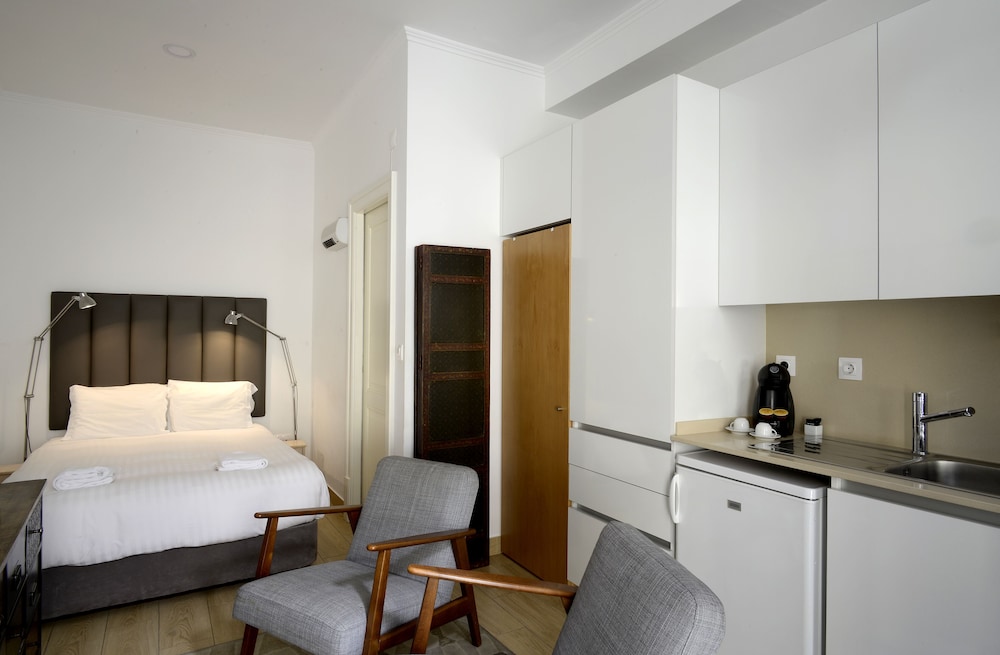 Dalma Flats 13/65