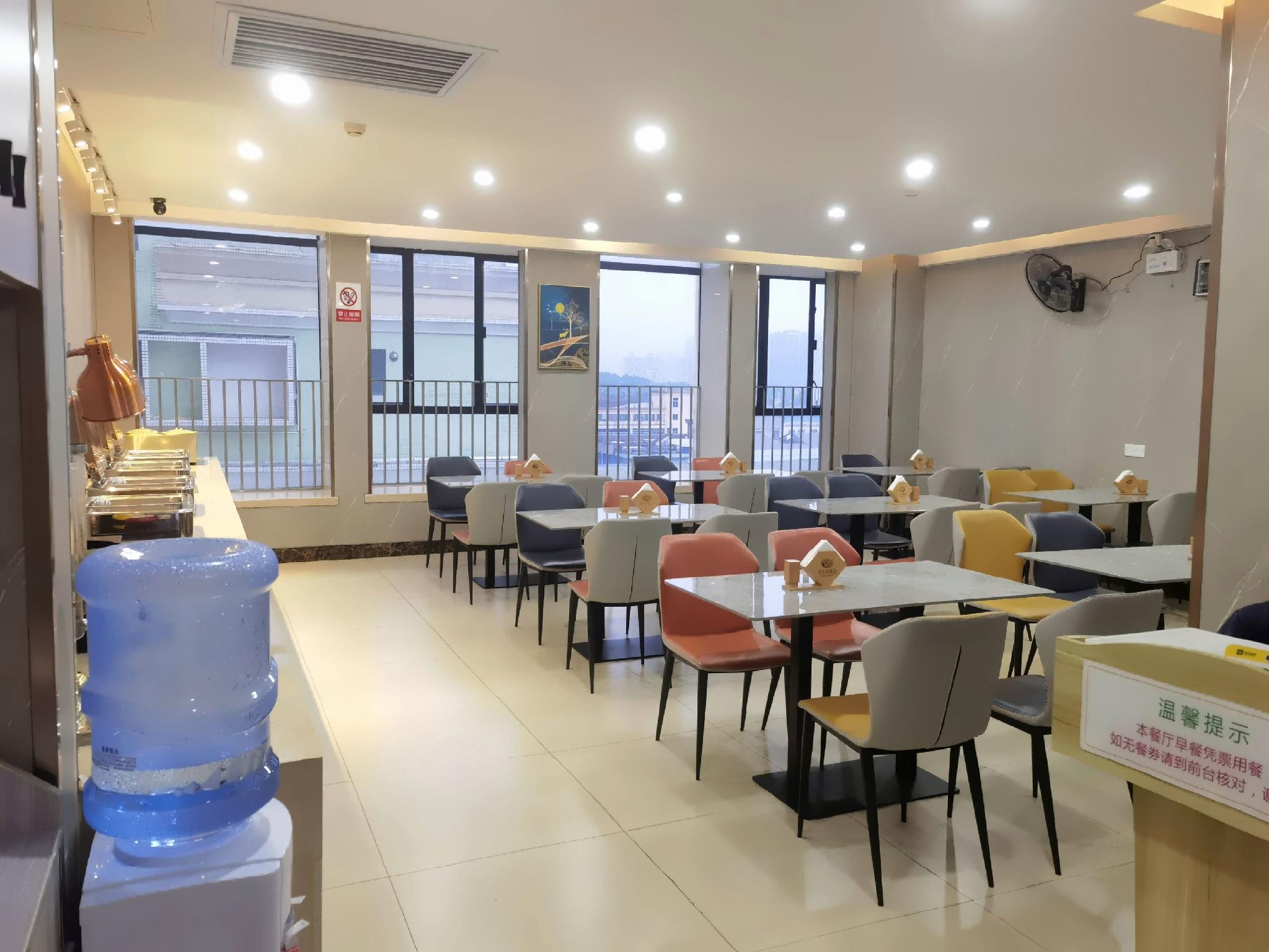 Vienna Hotel Lecong Furniture City Store 34/40