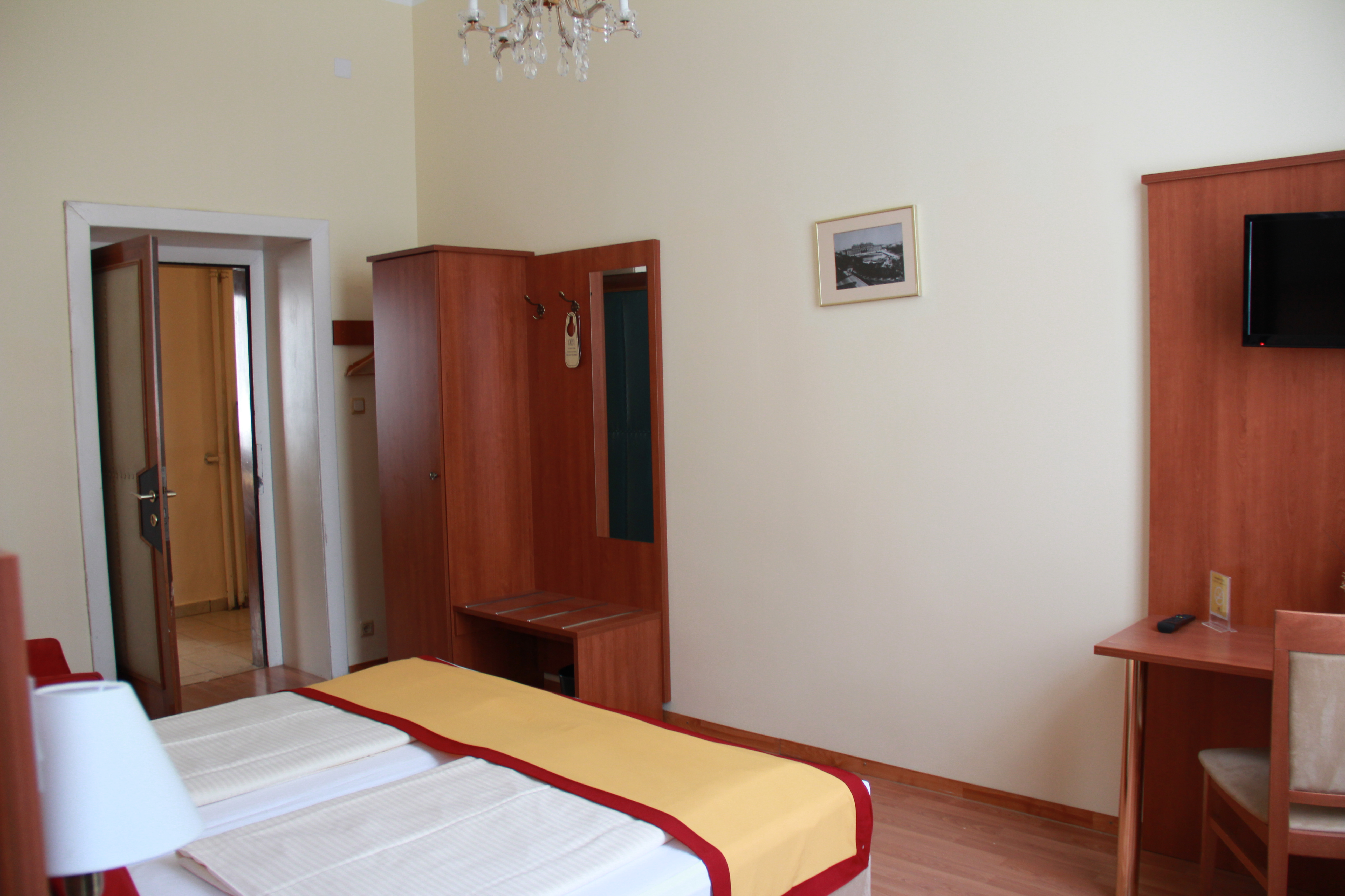 غرفة مزدوجة، Mozart Hotel 8/10