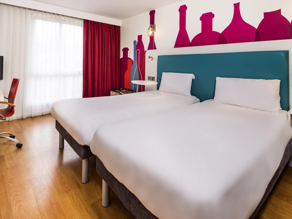 Ibis Styles Barnsley 12/50