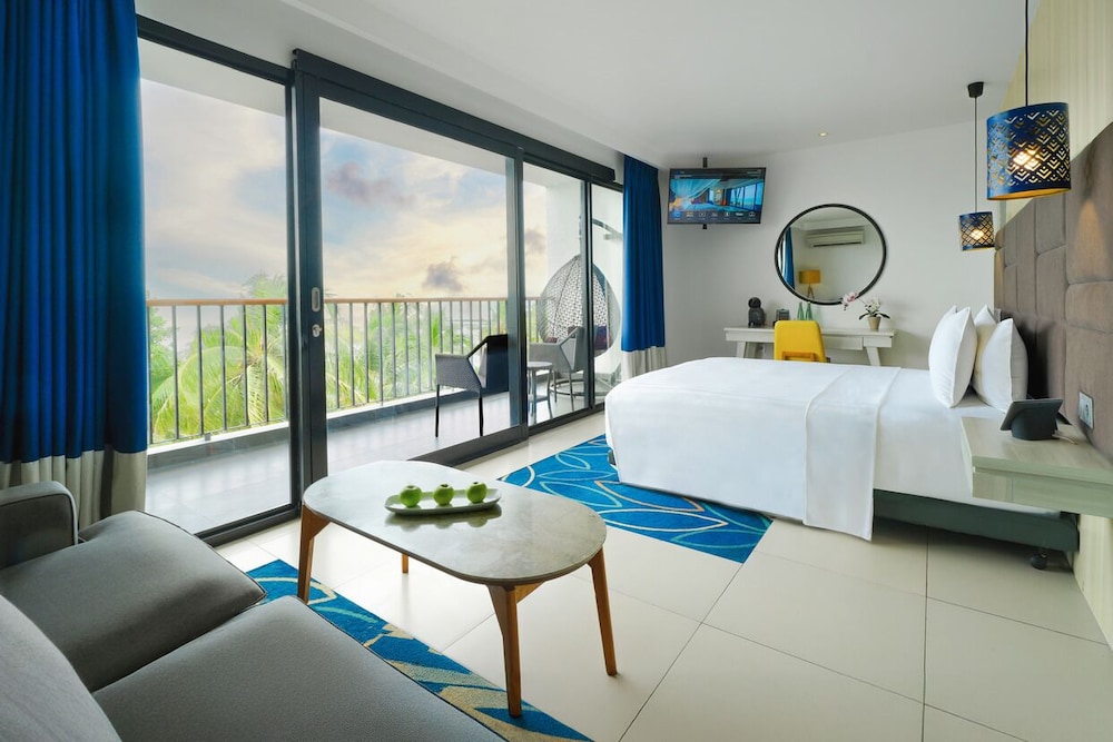 Aston Anyer Beach Hotel 17/50