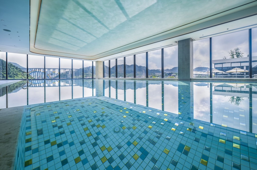 HOLIDAY INN Tongren Wanshan 24/48