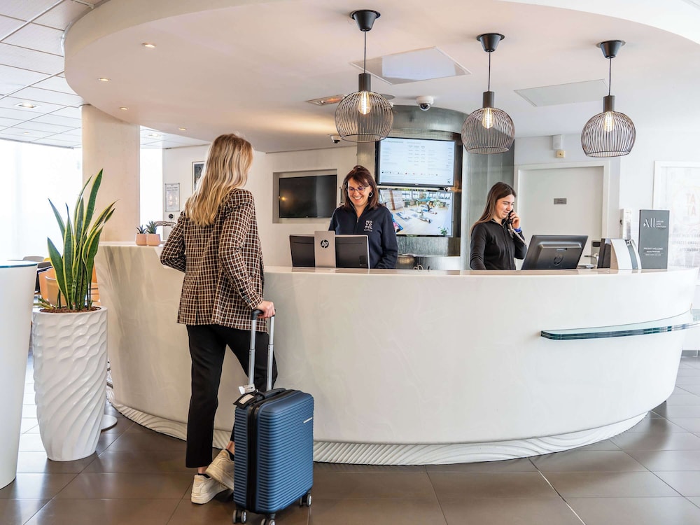 lobby