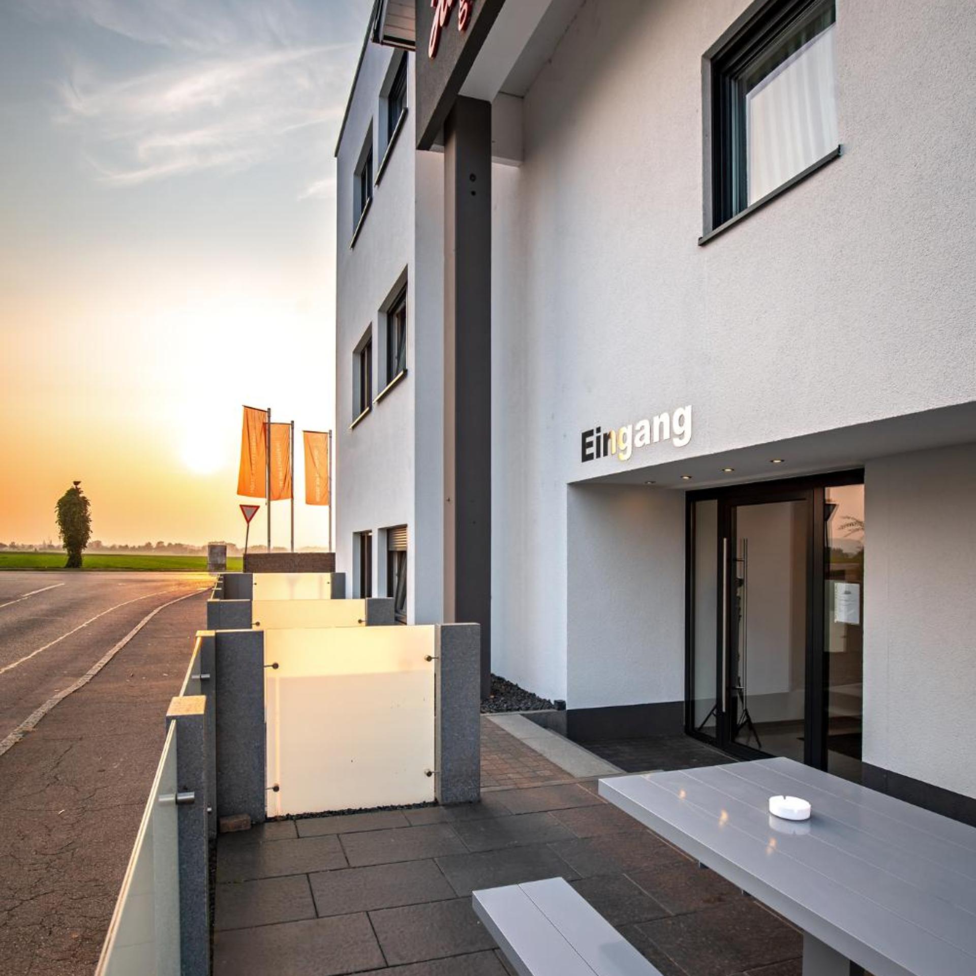 Hotel am Stadtrand 32/39
