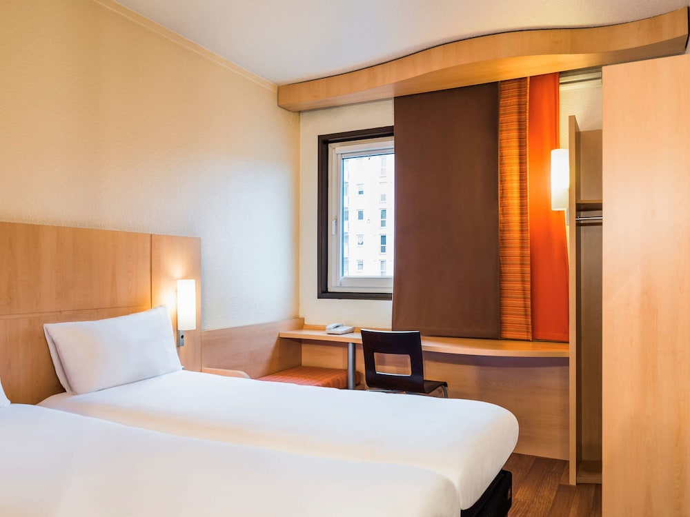 STANDARD, TWIN BEDS