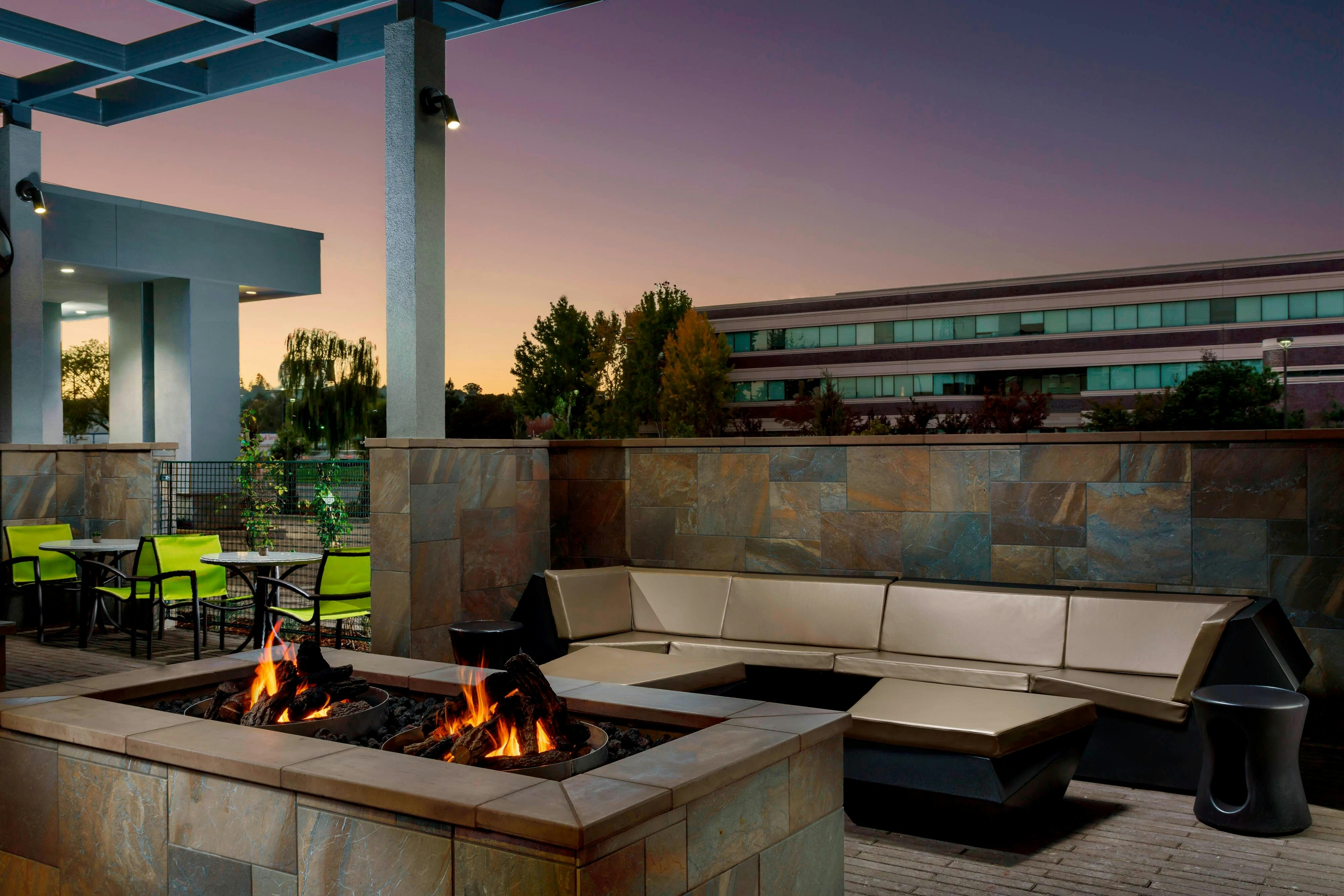 Springhill Suites Belmont Redwood Shores 2/16