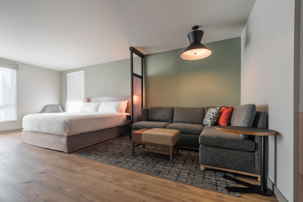 Hyatt Place Sacramento International Airport 20/47