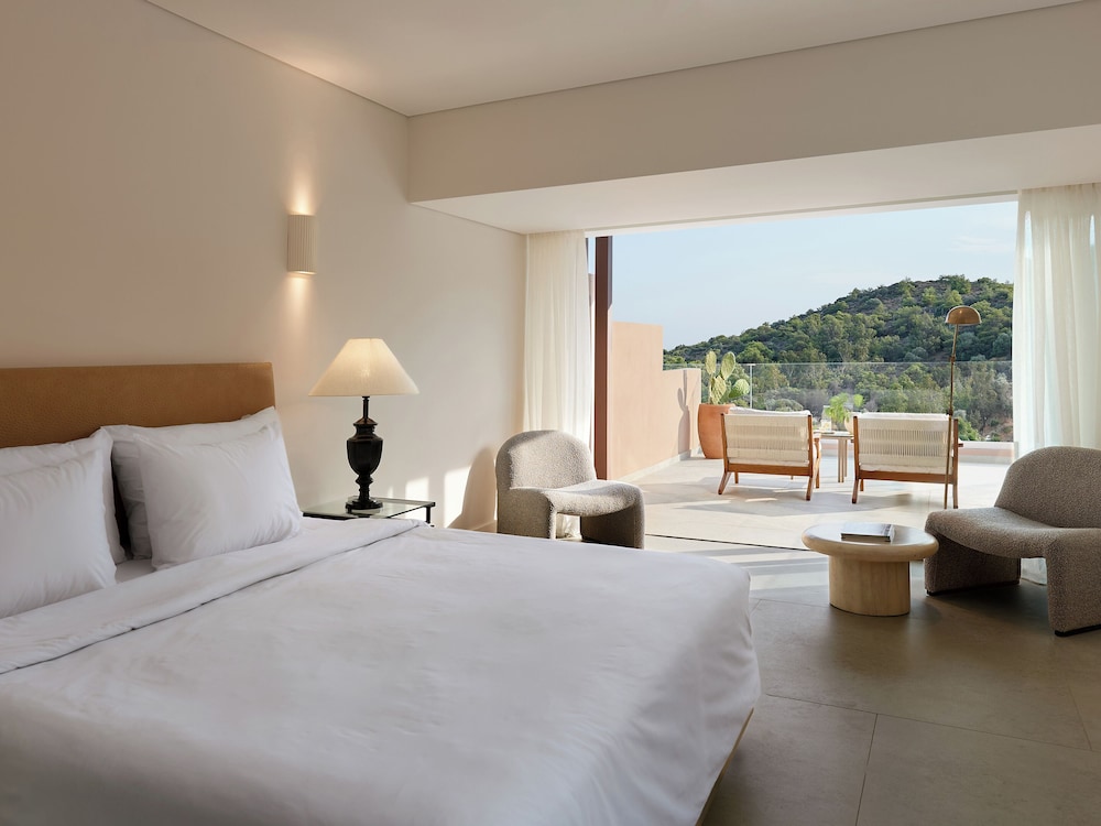Forest, Deluxe, Double Bed, Sofa