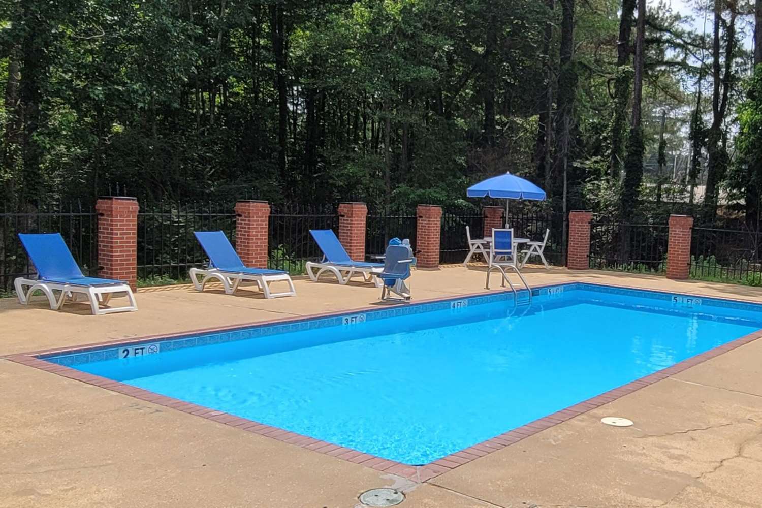 Econo Lodge Kosciusko MS 24/25