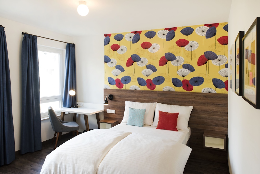 Koncept Hotel Zum Kostbaren Blut 11/42