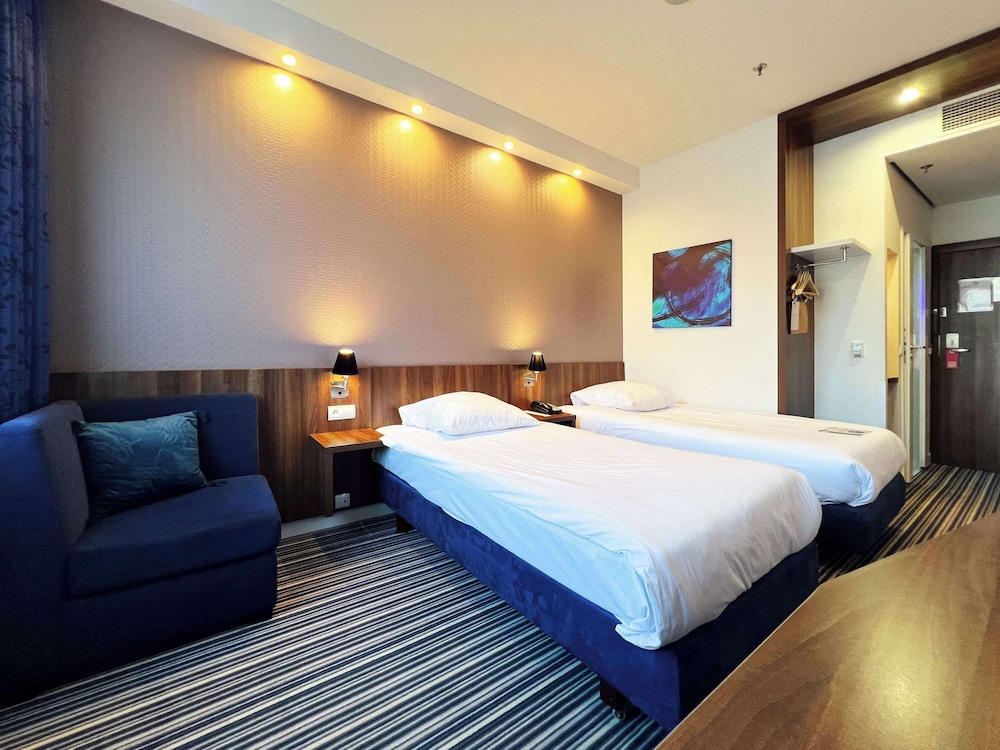 Hotel Ibis Styles Walbrzych 24/70