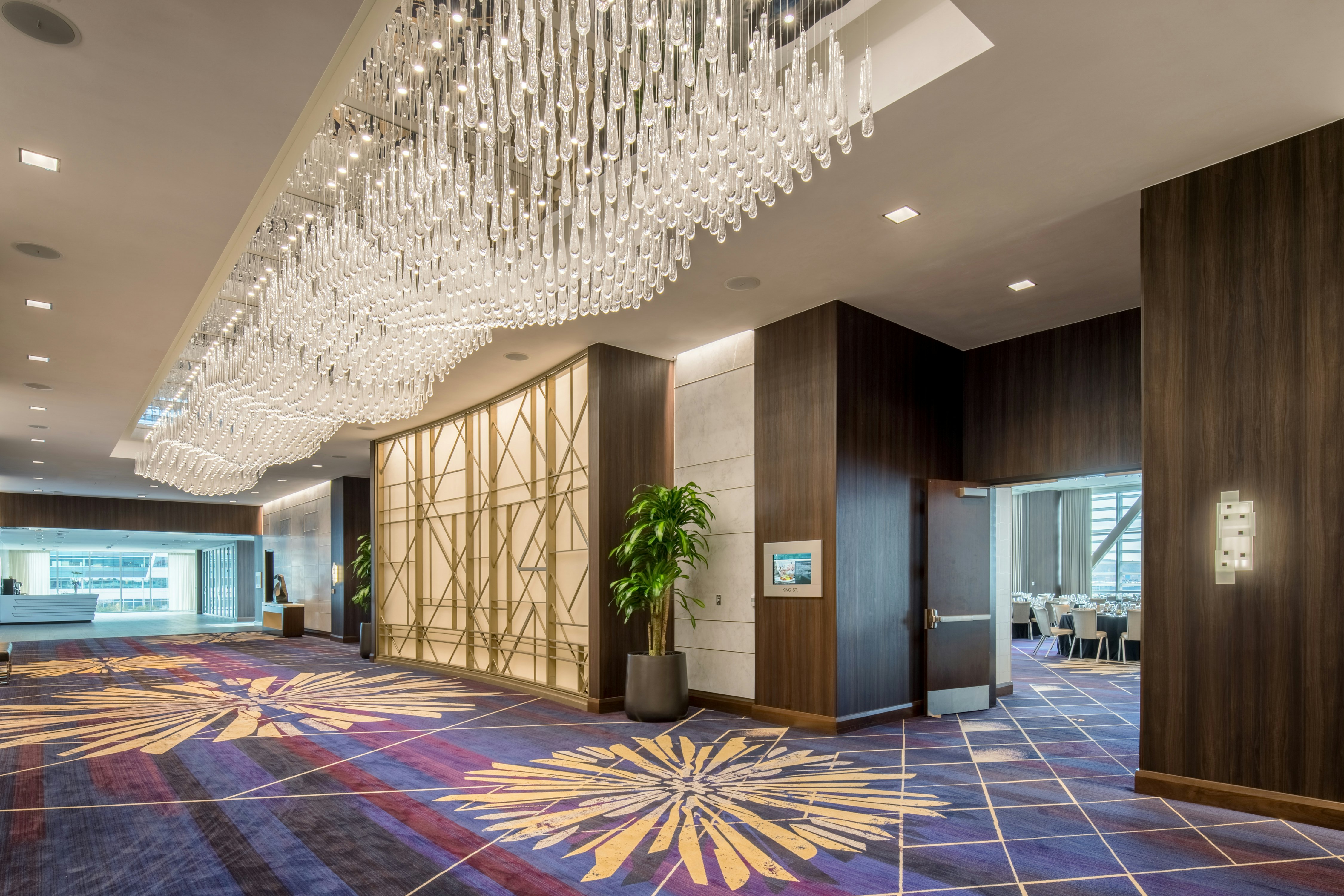 Embassy Suites By Hilton Seattle Downtown Pioneer Square 10/69