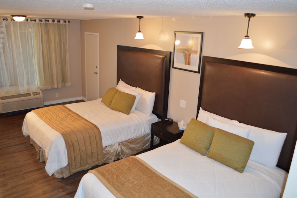 Laramie Valley Inn 15/35