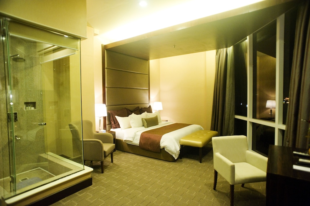 Goldberry Suites and Hotel Mactan 49/49