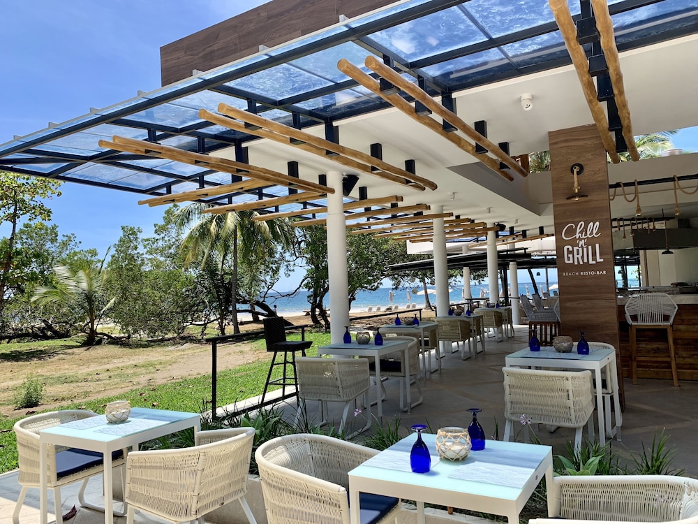 Azura Beach Resort - Adults Only 54/67