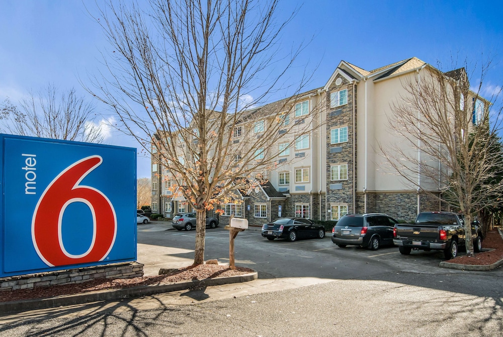 Motel6 Canton GA 49/52