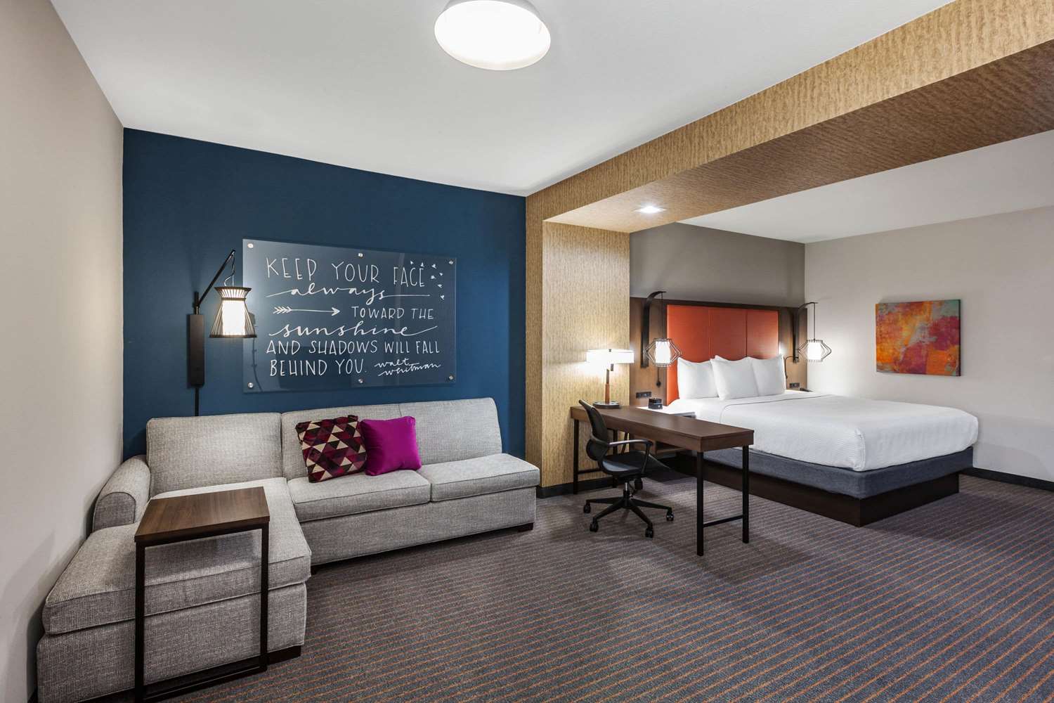 La Quinta Inn & Suites by Wyndham Houston East at Sheldon Rd 14/52