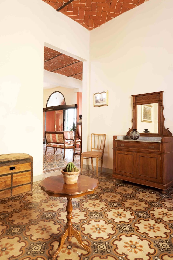 Hotel Savoia E Campana 44/72