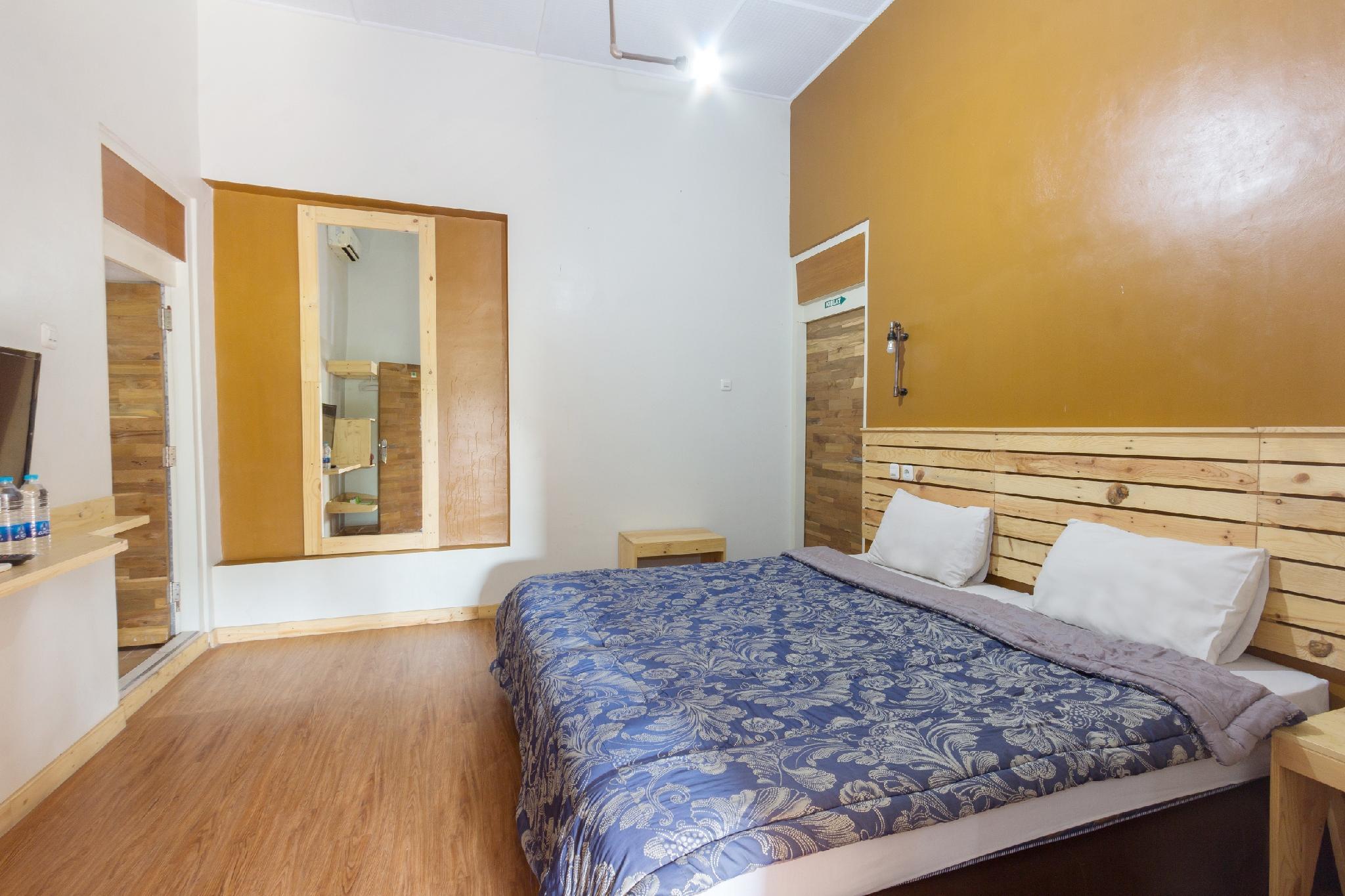 Zaen Hotel Syariah Solo 10/24