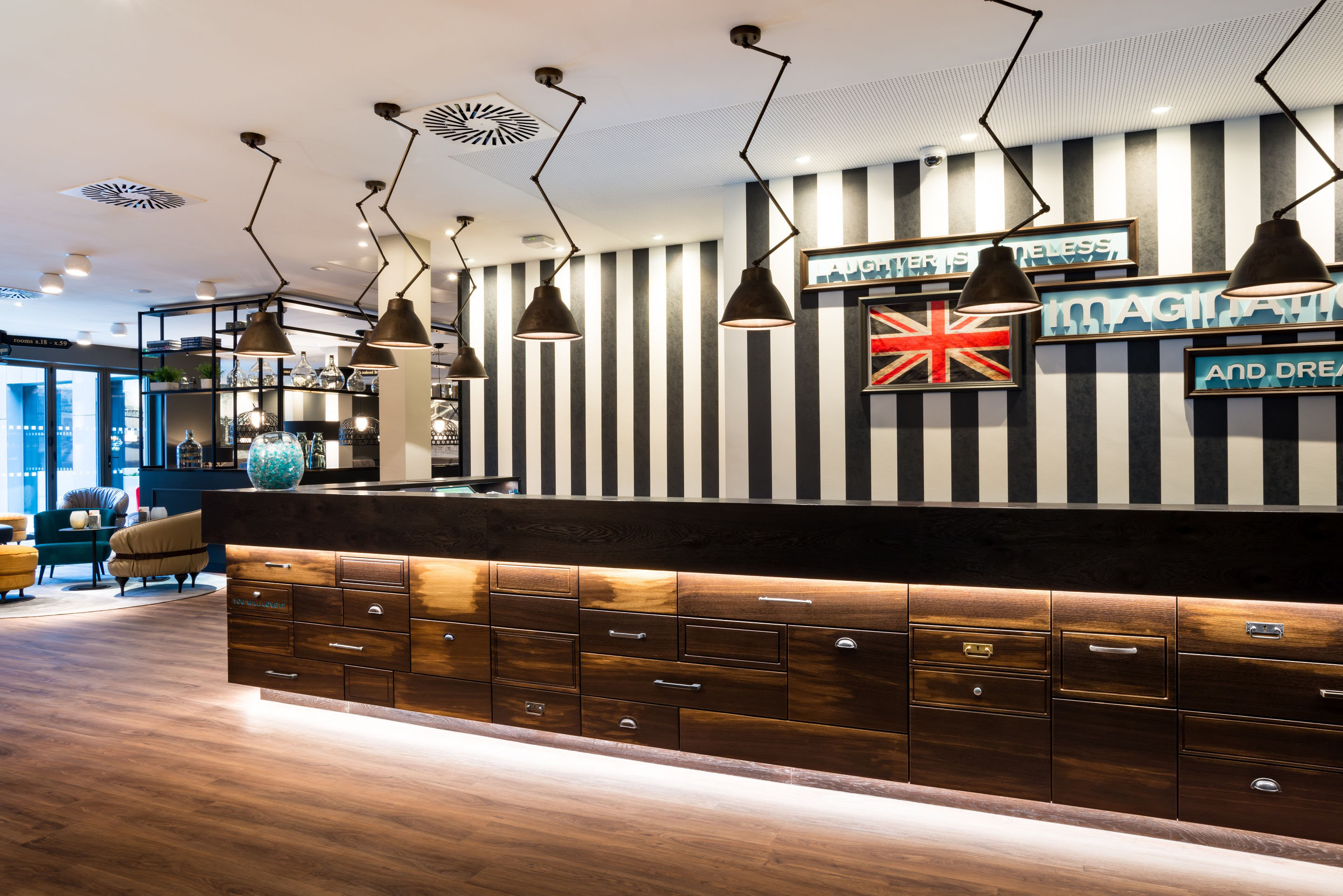 Motel One 11/26