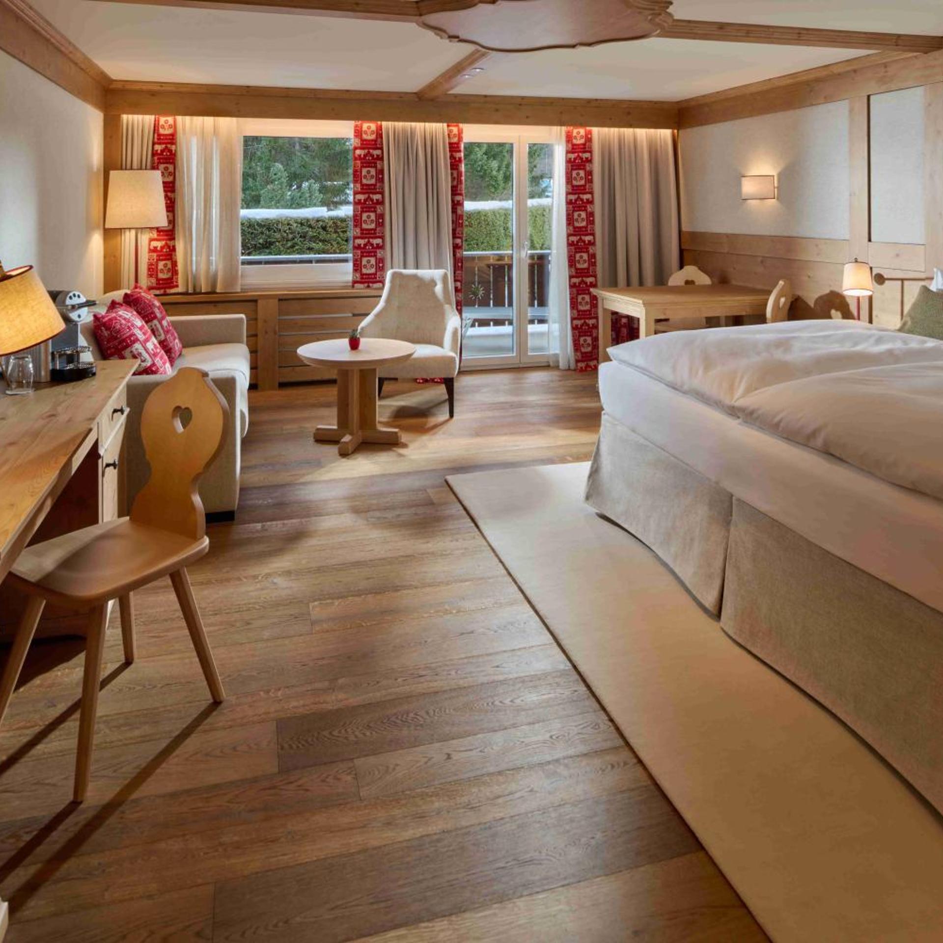 Junior Suite, Glacier View