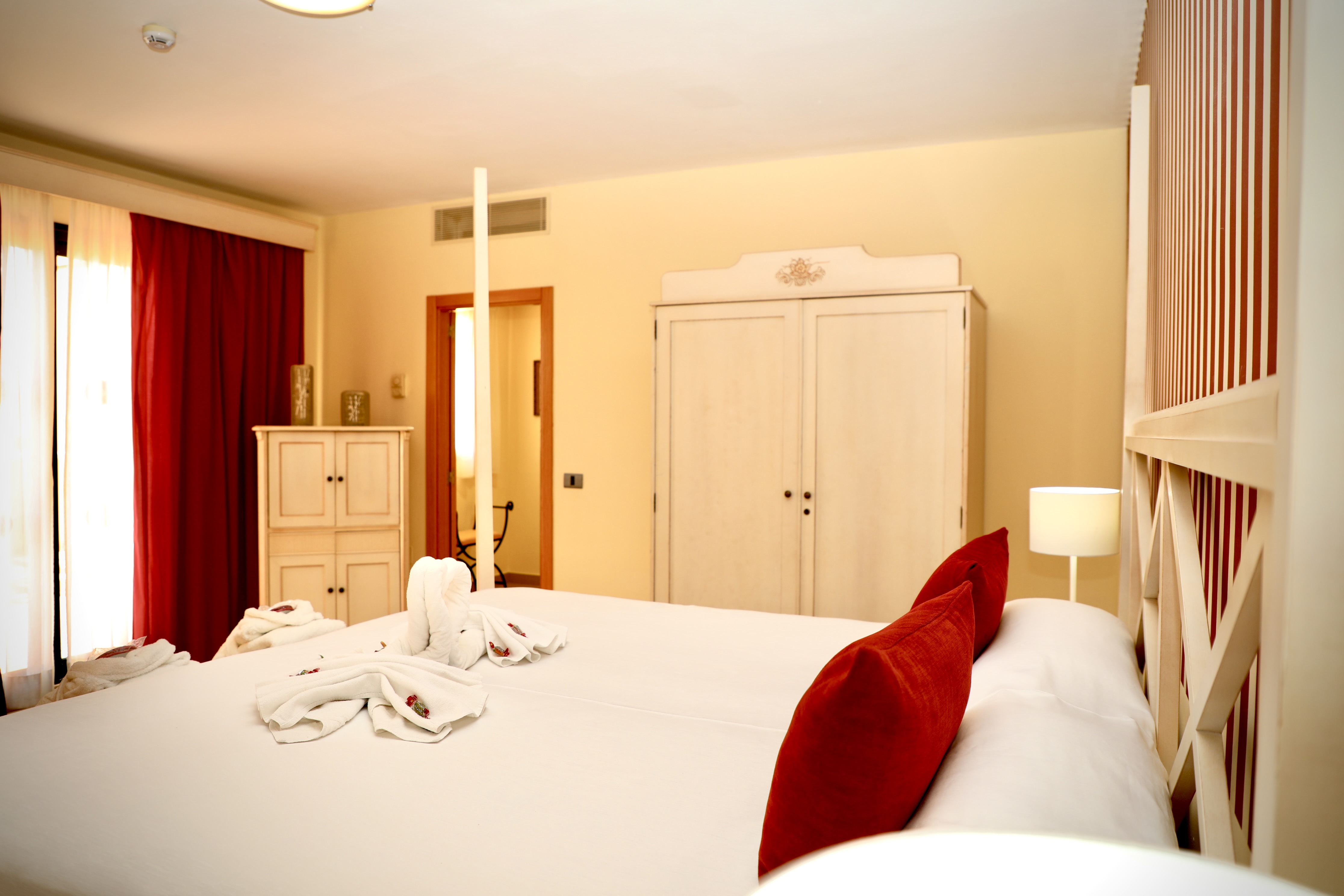 Room at Grand Muthu Golf Plaza Hotel and Spa, SAN MIGUEL DE ABONA