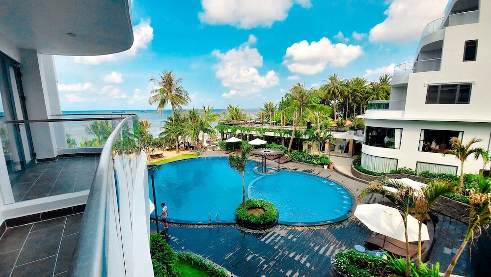 Sunset Beach Resort Spa 5/50