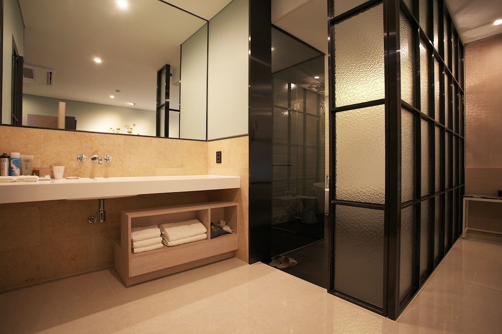 Circle Hotel Incheon 49/50