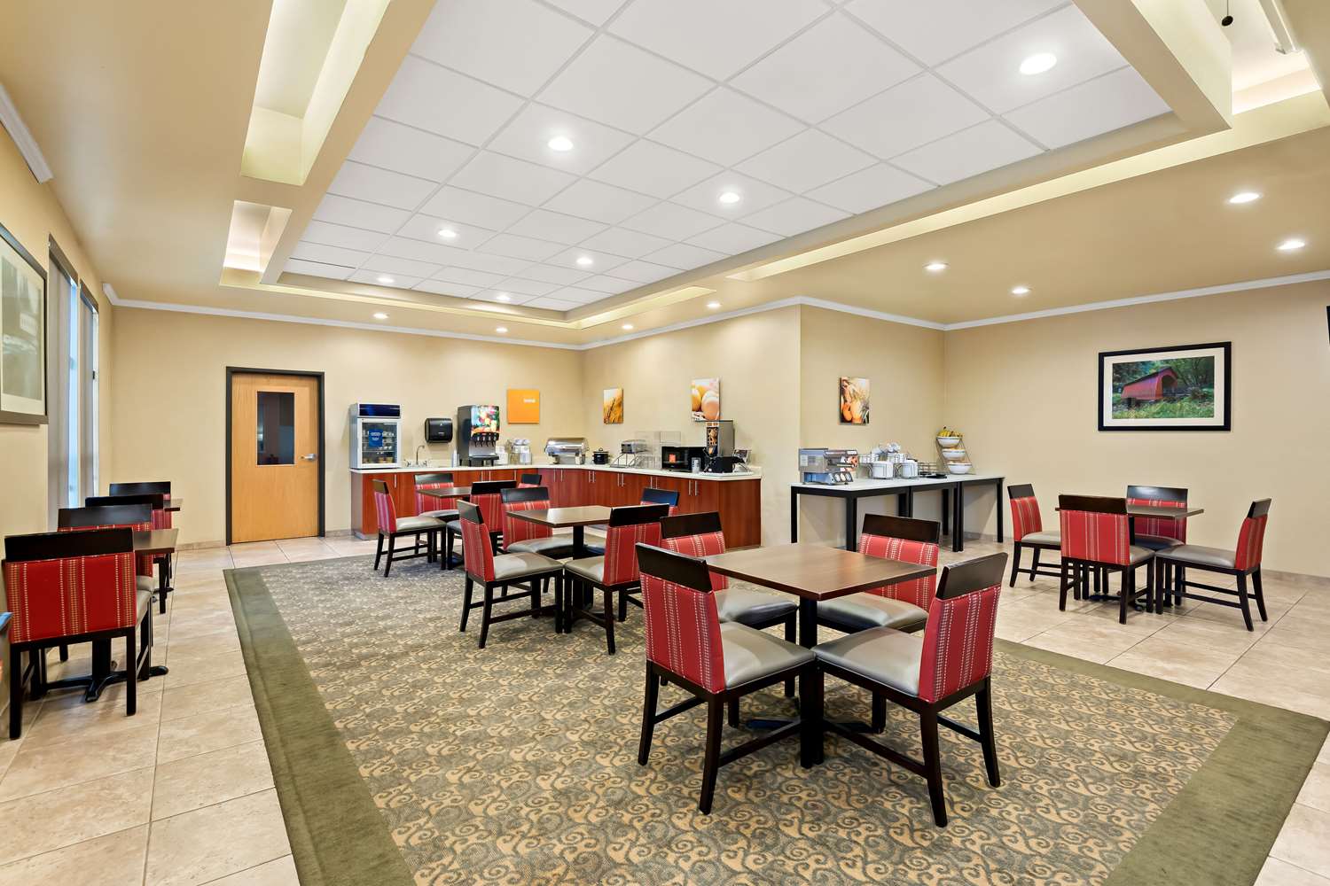 Comfort Inn and Suites Creswell 33/45