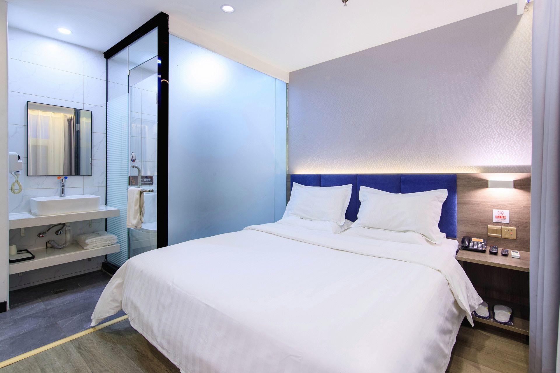 7 Days Inn (Beijing Shangdi Sports University & Qinghe City railway station) 32/55