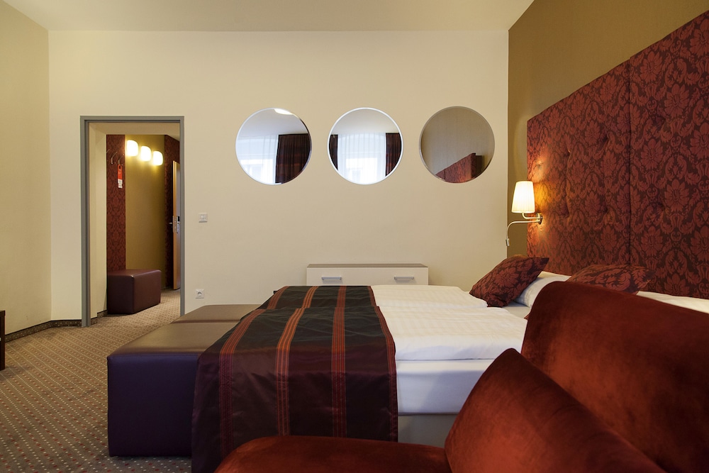 Boutiquehotel Stadthalle 13/75